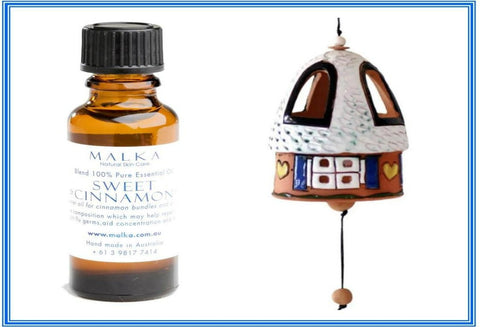 🎀🎄Oil & Bell combo🎄🎀   Sweet Cinnamon 100% Pure Essential Oil Blend 50ml &  Bell (2 remaining)