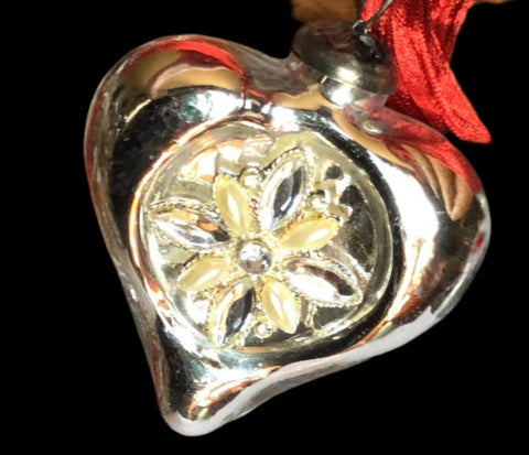 Glass love heart decoration 5 for $30