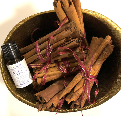 Bunny Bowl with Sweet Cinnamon Teeny Bundles & Oil