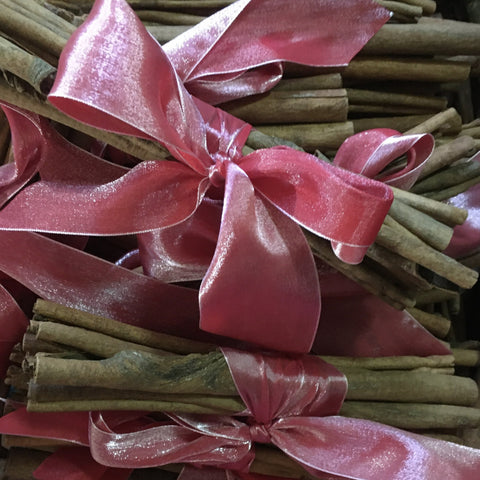 Sweet Cinnamon Quills Bundle 110g + Oil 5ml